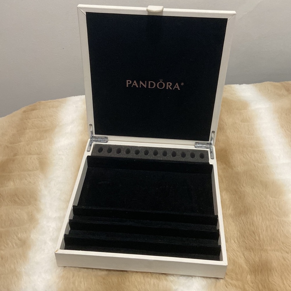 Pandora White Jewellery Box